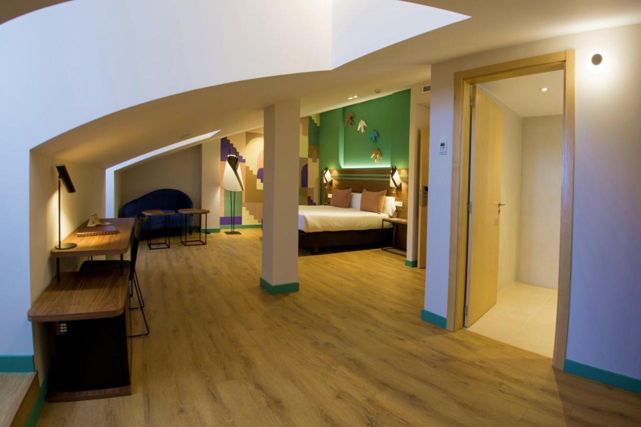 הארו Hotel Plaza De La Paz מראה חיצוני תמונה