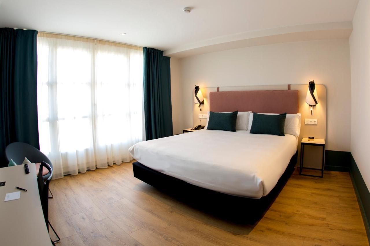 הארו Hotel Plaza De La Paz מראה חיצוני תמונה