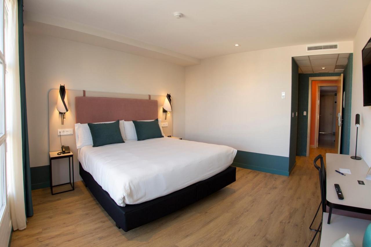 הארו Hotel Plaza De La Paz מראה חיצוני תמונה