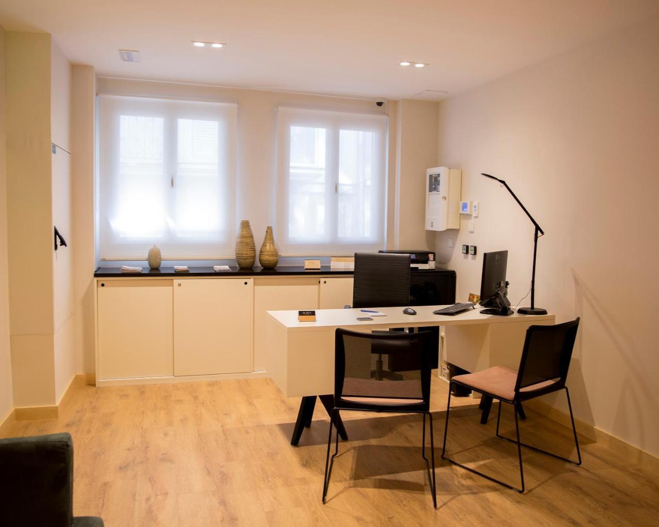 הארו Hotel Plaza De La Paz מראה חיצוני תמונה